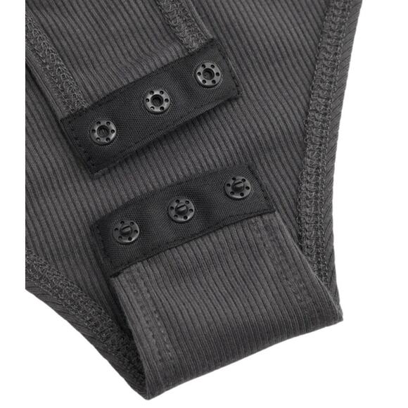 Cider Women's Small Grey Long Sleeve Scoop Neckline Jersey Bodysuit - Picture 7 of 10